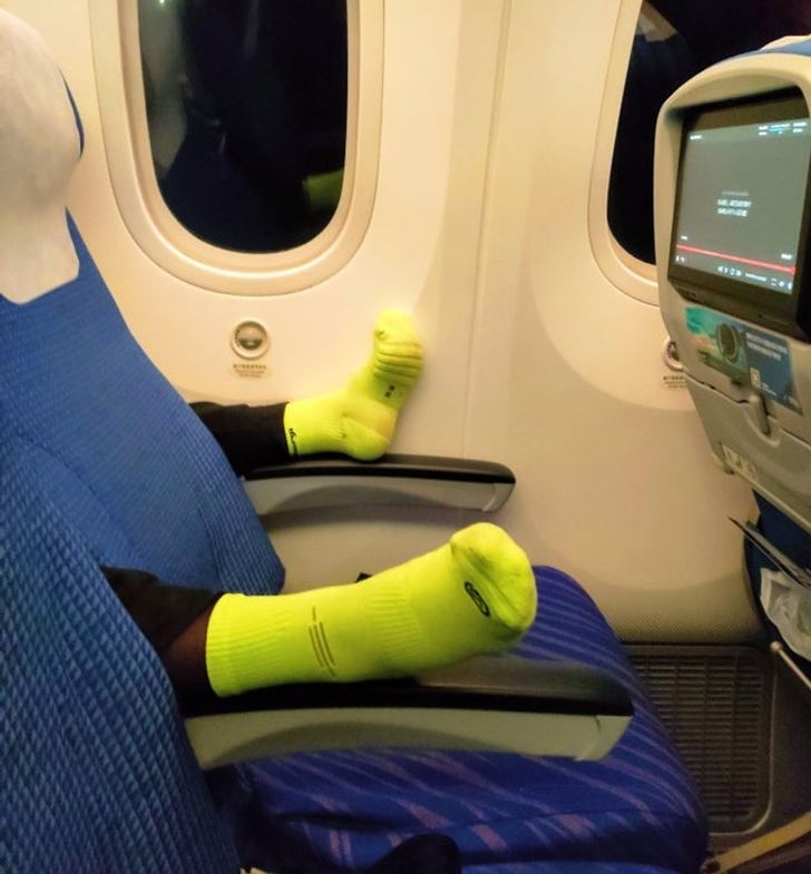 4 Kejadian Yang Sangat Menguji Kesabaran, Gemes Banget!